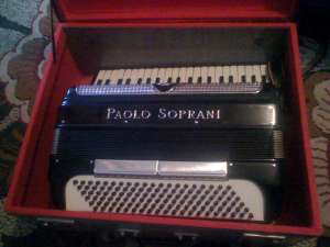 acordeon paolo soprani 5registri 120 basi 2 registri basi