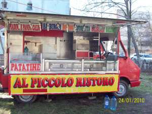 MASINA TIP RULOTA FAST FUD