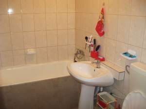 Vand apartament 2 camere Colentina Fundeni stradal