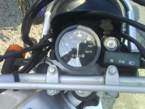 Motocicleta Suzuki Djebel