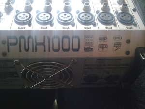 MIXER BEHRINGER PMH1000