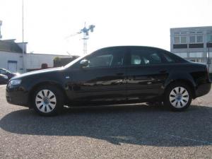 -AUTOTURISM AUDI A4