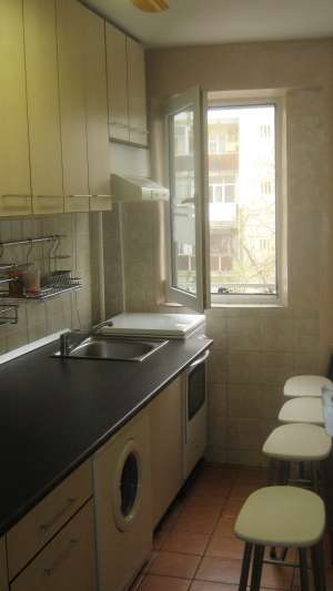 SCHIMB APARTAMENT 2 CAMERE CU APARTAMENT 3-4 CAMERE