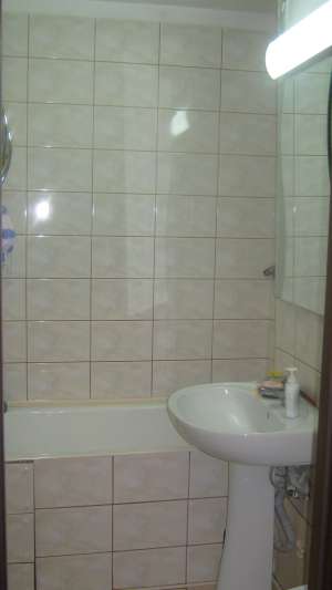 SCHIMB APARTAMENT 2 CAMERE CU APARTAMENT 3-4 CAMERE
