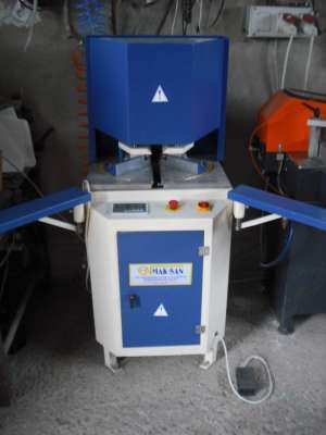 vand utilaje tamplarie pvc si aluminiu