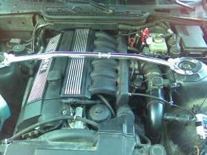 ** Vand bara fata bmw e36 coupe - bara fata sedan - bara spate - aripa - capota - interior - amortiz