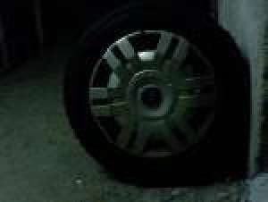 VAND 4 ***** CAUCIUCURI 195/65/R15