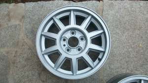 Vand 4 Jenti de 15"