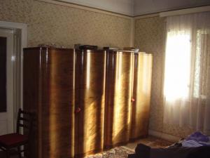 VAND DORMITOR LEMN NUC