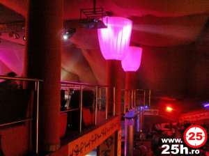 Ofer spre inchiriere spatiu comercial 700 mp