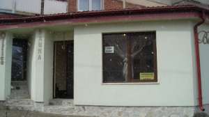 De vanzare cabinet cosmetic in Borsa Maramures