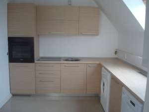INCHIRIEZ 3 CAMERE LUX MOBILAT UTILAT