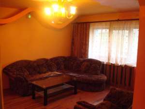 INCHIRIEZ APARTAMENT 3 CAMERE LUX MOBILAT