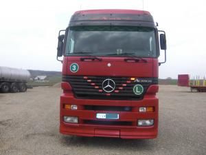 cap tractor actros