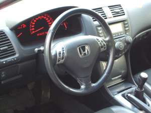 SUPER OFERTA!VAND HONDA ACCORD 2005!!