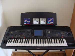 Vand orga Yamaha PSR 8000