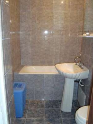 INCHIRIEZ AP 2 CAMERE COLENTINA