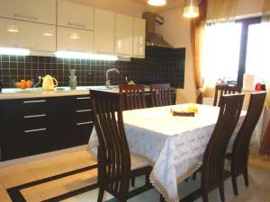Vand vila P+1+M la 300m din DN1 str.Grivita Otopeni