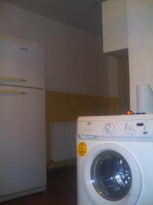 inchiriez apartament 2 camere