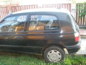 vand nissan sunny