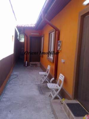Casa de vanzare in zona bratianu