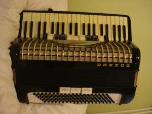 Vand Acordeon Hohner Atlantic de LUX 120 Basi