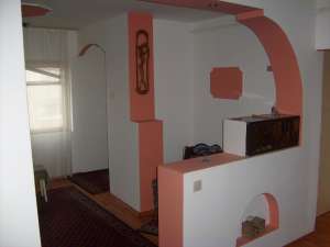 Vand apartament tg-jiu 3 camere