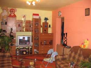 vand/schimb apartament 2 camere ploiesti