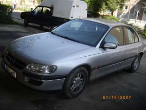 opel omega