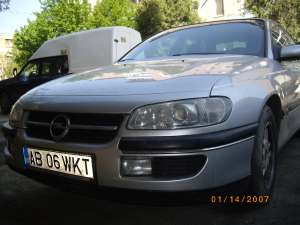 opel omega