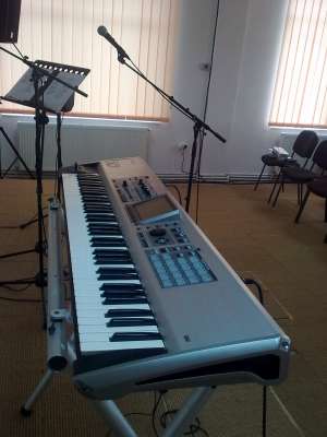 Roland Fantom x7