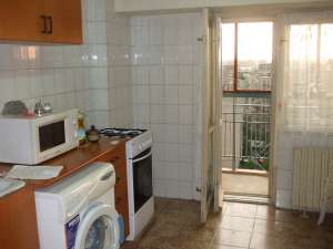 proprietar 4 camere Decebal Muncii 390 Euro