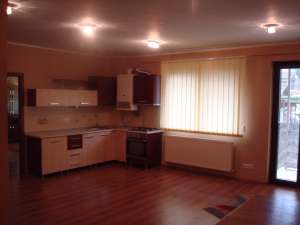 ULTRACENTRAL IN BLOC NOU INCHIRIEZ APARTAMENT 3 CAMERE LUX