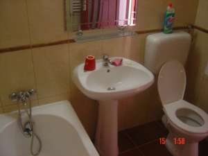 VANZARE 3 CAMERE MILITARI CONSTRUCTIE 1982