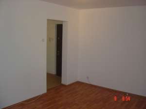 VANZARE 3 CAMERE MILITARI CONSTRUCTIE 1982