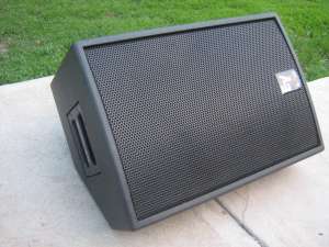 Vand boxe active Electrovoice Sxa-250.