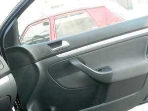Vand vw Golf 5 avariat sau dezmembrezz vw golf v