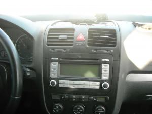 Vand vw Golf 5 avariat sau dezmembrezz vw golf v