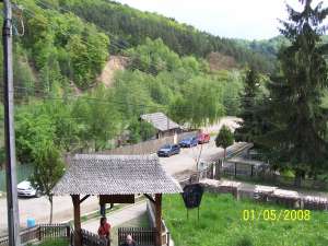 vand casa vacanta la munte