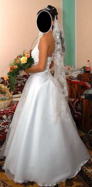 vand rochie mireasa