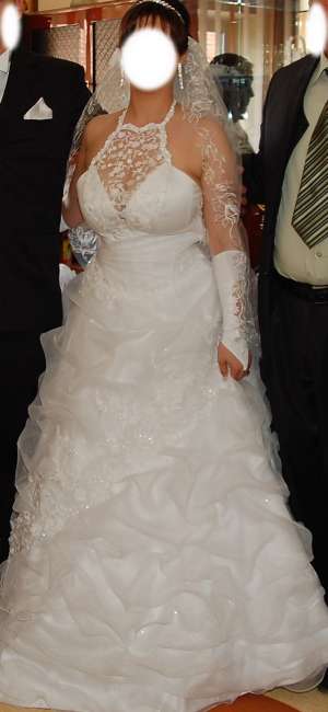 Vand rochie mireasa