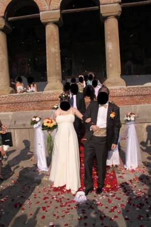 Vand rochie mireasa gravida