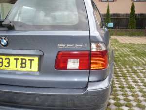 dezmembrez bmw e39 2000 touring