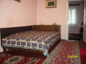 Inchiriez 2 camere la  2 studente