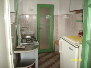 Inchiriez 2 camere la  2 studente