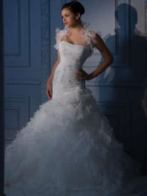 Vand rochie de mireasa Demetrios