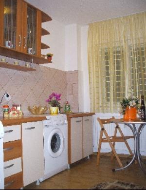 Cazare ieftina in Deva in garsoniera mobilata si complet utilata