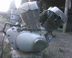 piesa de schimb- motor yamaha virago 500 complet,    carburator,    centralinasi altele.