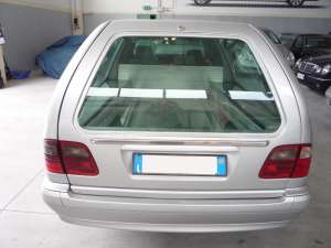 VAND LIMUZINE MERCEDES FUNERARE