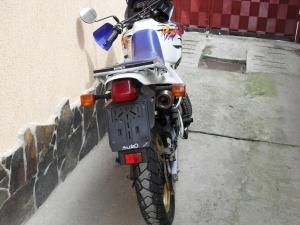 honda nx650 dominator